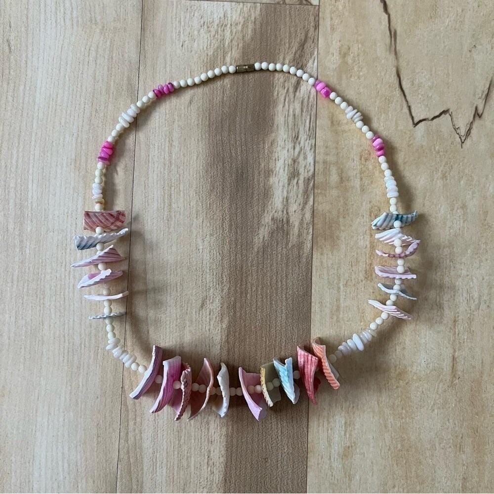 Vintage Seashell Necklace Pastel Blue Pink Yellow Kawaii Rainbow Beach Coastal